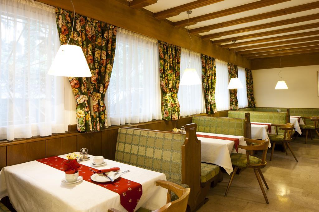 Hotel Aster Мерано Екстериор снимка
