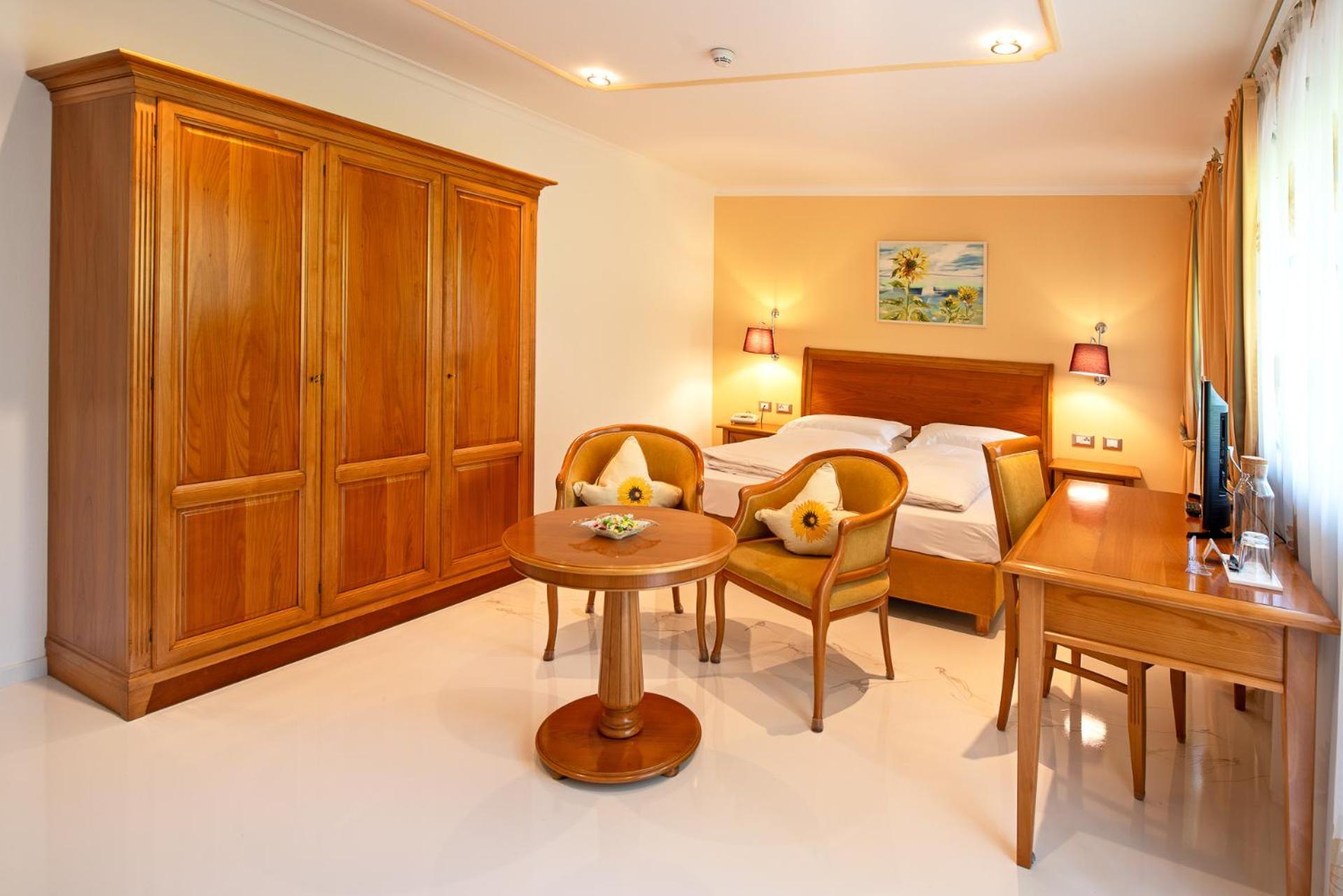 Hotel Aster Мерано Екстериор снимка